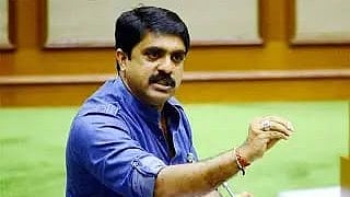 MLA Vijay Sardesai allegations against the government