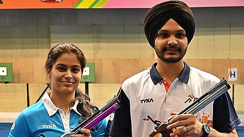 Let's know who is Sarabjot Singh who played Olympics with Manu Bhakar...