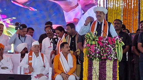 Solapur: To give 'A' class status to Aran pilgrimage site: Deputy Chief Minister Fadnavis