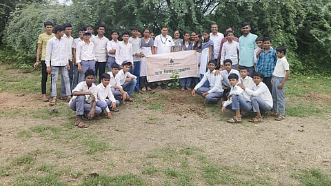 Jalgaon Vavadda School