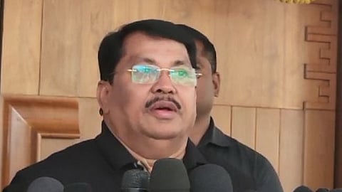 Vijay Vadettiwar criticizes the state government