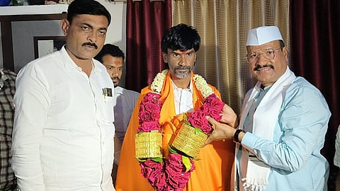 Manoj Jarange Abdul Sattar meeting