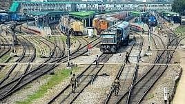 रेल्वे रुळ