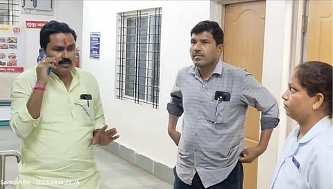 MLA Yashwant Mane visited the rural hospital at Shetphal