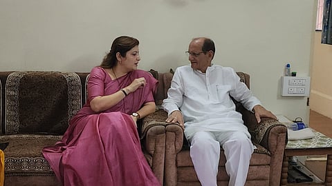 Rupali Chakankar's meeting with Ravindra Patil