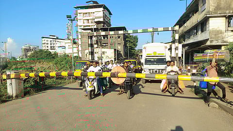 मोठागाव रेतीबंदर फाटक