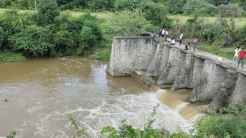young man drowning in Gandhari River
