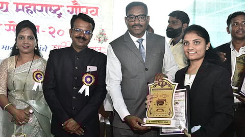 महाराष्ट्र गौरव पुरस्कार सोहळा