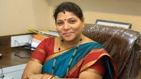 मीनाक्षी शिंदे, शिवसेना ठाणे जिल्हा महिला आघाडी संघटक, माजी महापौर