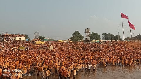 Mahalingeraya Palkhi Huljanti Solapur