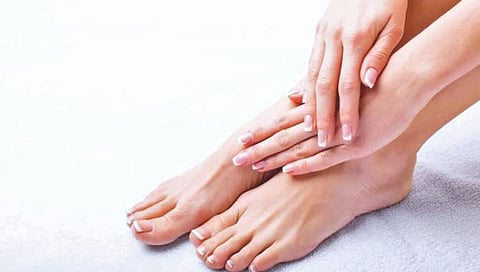 Causes of cold hands and feet