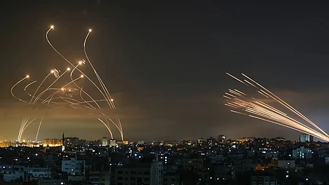 israel vs hezbollah war