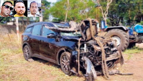 Four killed in Pune after car falls into ditch