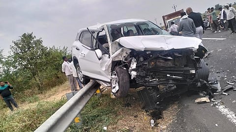 Daryapur Akola road crash,