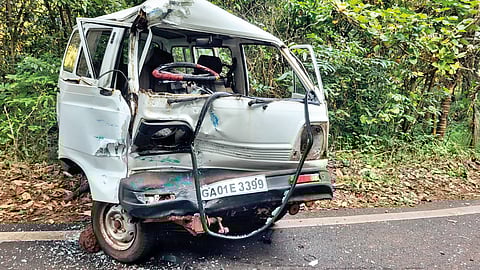 Driver injured in Kadamba bus-car collision