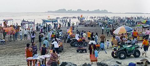 A Tsunami of Tourists on Christmas Holidays in Konkan Beach