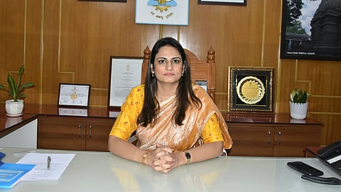 Manisha Khatri Nashik NMC Aayukt
