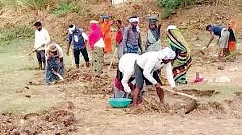 Facilitation centers for construction worker