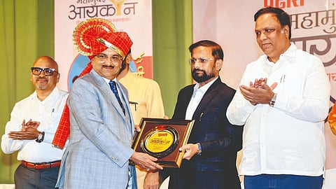 Pudhari Icon Award