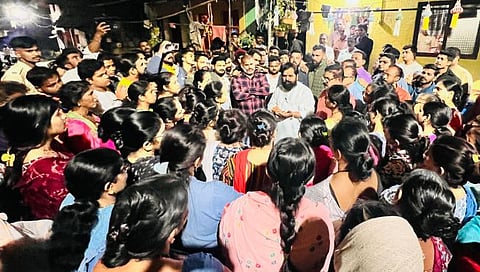 Announcement of Rs 5 lakh assistance to the relatives of those killed in Mahad accident