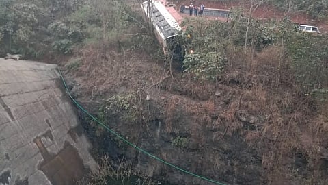Ratnagiri Bus Accident