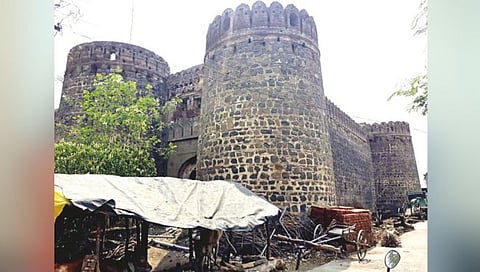 Encroachment Free Forts