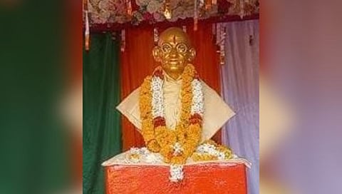 Gandhibaba Yatra | महाराष्ट्रातील असं गाव जिथं भरते महात्मा गांधींच्या नावानं यात्रा