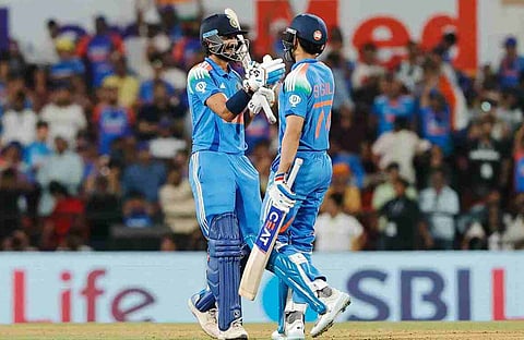 टीम इंडियाने पहिल्या वनडेत इंग्लंडला चारली धूळ, 3 सामन्यांच्या मालिकेत 1-0ने आघाडी