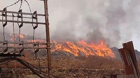 Massive fire breaks out at Turbhe dumping ground