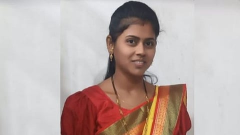 Married woman ends life by jumping into well