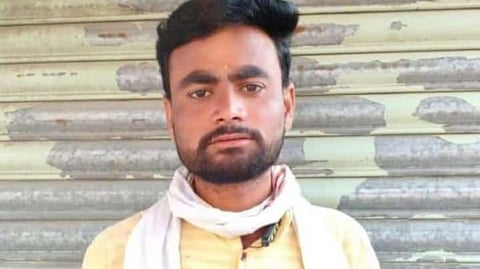 Erandeshwar youth dead in accident