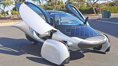 solar-powered-prototype-car