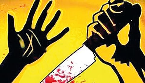 शिखर शिंगणापूर येथे दुकानातील गिर्हाईकाच्या वादातून चाकूहल्ला