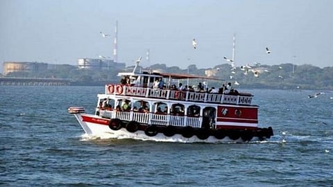 समुद्रमार्गे मुंबई ते गोवा प्रवास