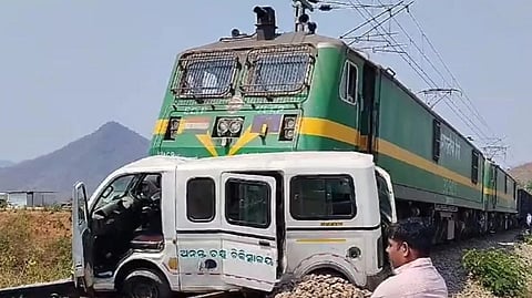 ambulance got stuck on railway track train dragged it for 100 meters