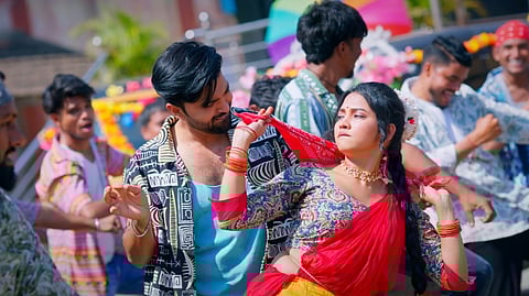 Vaat Majhi Baghtoy Rikshawala 2