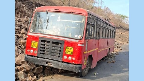Bhawadbari Ghat bus brake fail
