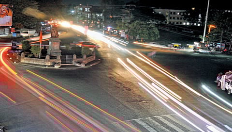 kolhapur-city-in-darkness-for-one-hour