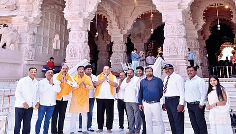 Minister Hasan Mushrif had darshan of Ram Lalla in Ayodhya