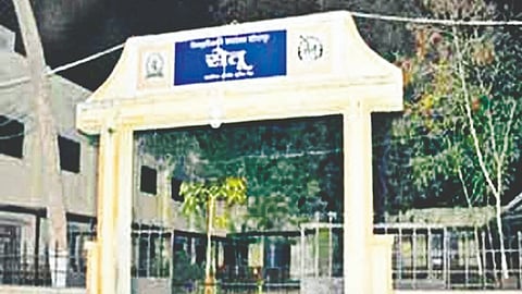 विद्यार्थ्यांना घरपोच दाखले