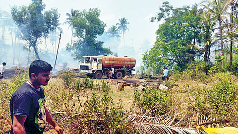 Sindhudurg fire news