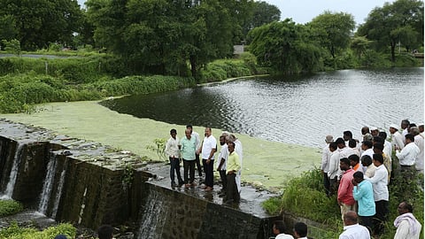 Dhule | धुळ्यात ‘गाळमुक्त धरण, गाळयुक्त शिवार’ साठी ‘जवाहर’चा पुढाकार