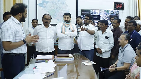 Thadipavani eviction notice