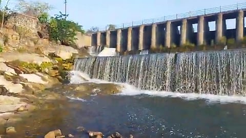 Vazhar Bandhara water scheme
