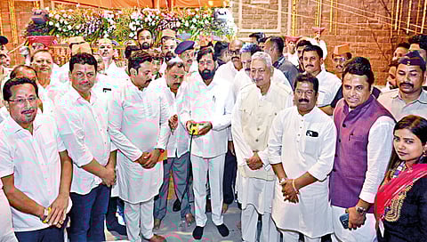 Eknath Shinde inaugurates the equestrian statue of Chhatrapati Shivaji Maharaj and the museum Shivtirth at Jaysingpur