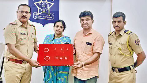 Vita bus stand theft