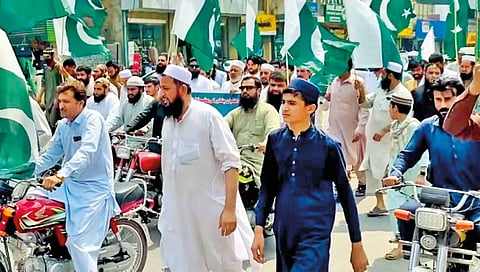 pakistan-protests-against-sharif-government