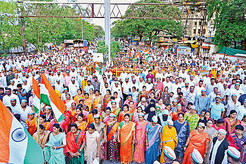 ichalkaranji-virat-tiranga-ekta-rally