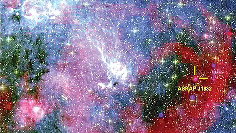 mysterious-space-object-sends-signals-every-44-minutes