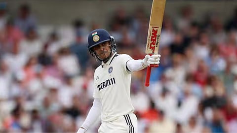 शुभमन गिल इंग्लंडच्या भूमीवर कसोटी क्रिकेटमध्ये द्विशतक झळकावणारा पहिला भारतीय कर्णधार ठरला आहे.